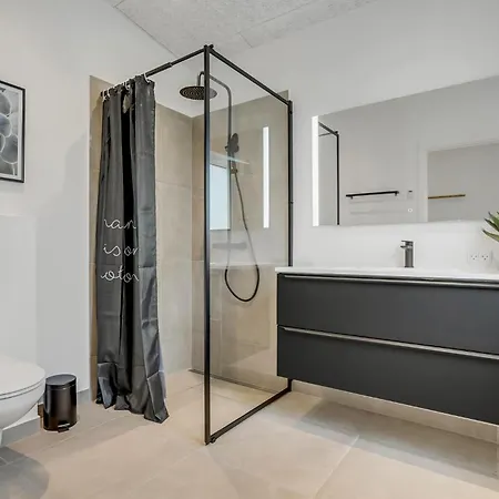 Stunning In With Sauna בית נופש Sjolund