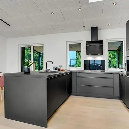 Stunning In With Sauna Hébergement de vacances Sjolund